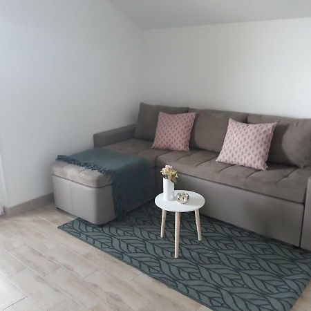 מדולין Apartma Solmar מראה חיצוני תמונה