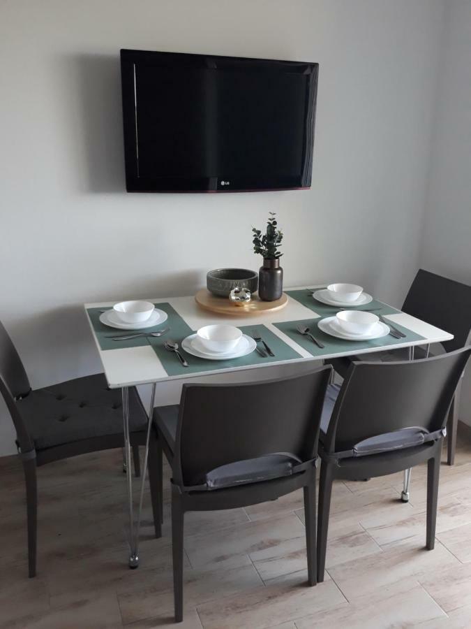 מדולין Apartma Solmar מראה חיצוני תמונה